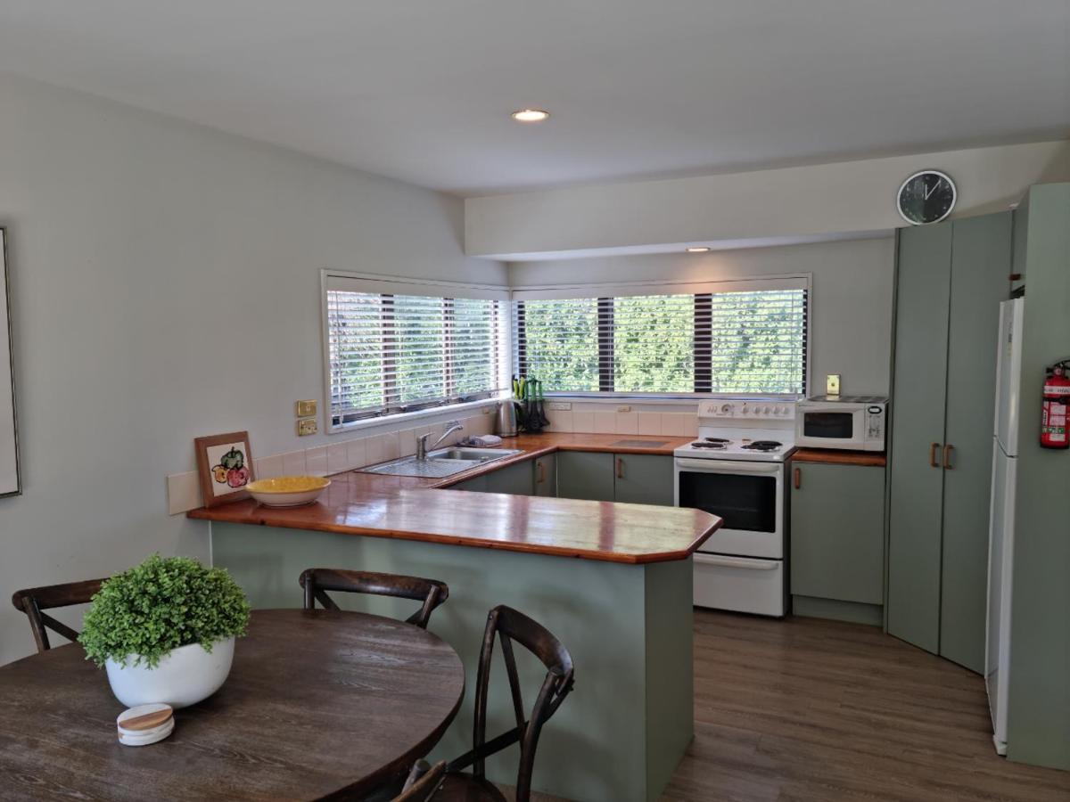 הוילה האנמר ספרינגס 56 Conical Hill Road מראה חיצוני תמונה